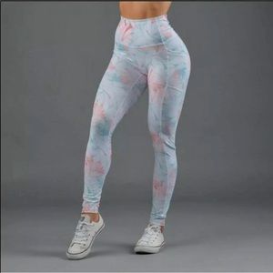 BUFFBUNNY LEGGINGS!